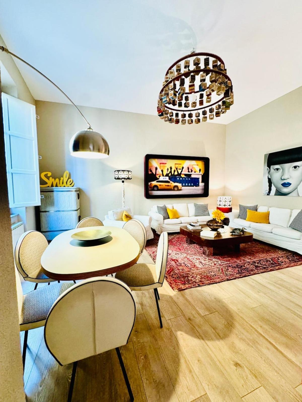 Casa Cenami Apartment ลุคคา ภายนอก รูปภาพ